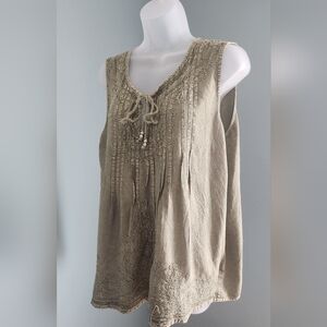 Solitaire 1X Embroidered Light Forest Green Sleeveless Top